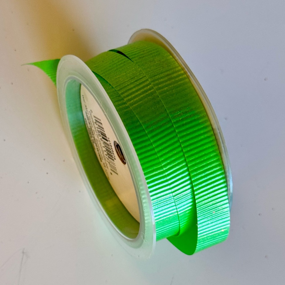 HALLMARK Lime Green Curling Ribbon Spool - Picture 3 of 7